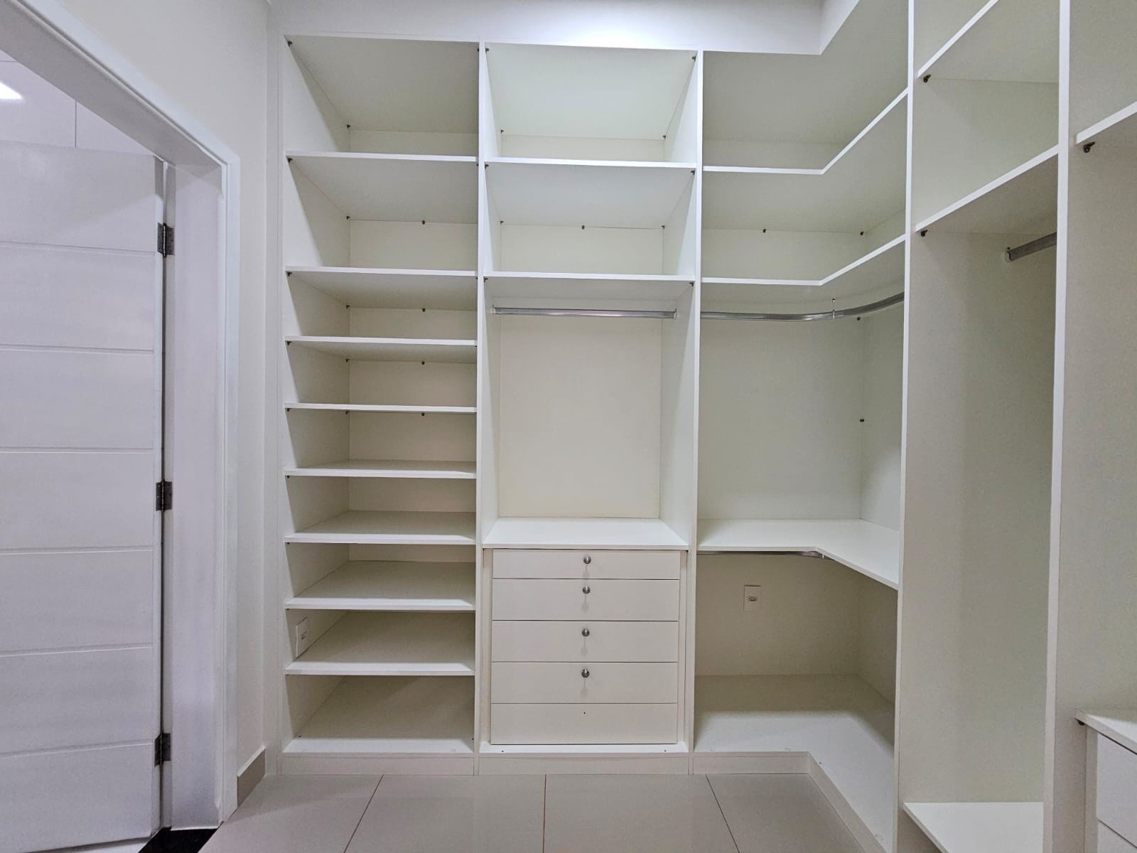 Casa à venda e aluguel com 3 quartos, 170m² - Foto 16