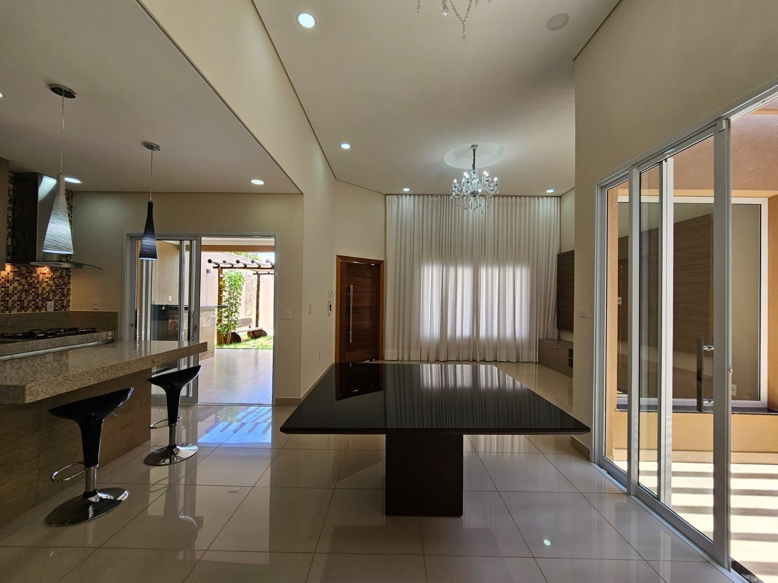Casa à venda e aluguel com 3 quartos, 170m² - Foto 24
