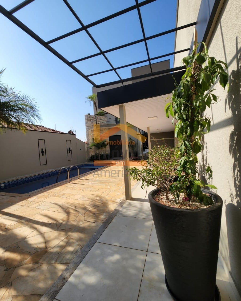 Casa, 3 quartos, 207 m² - Foto 2