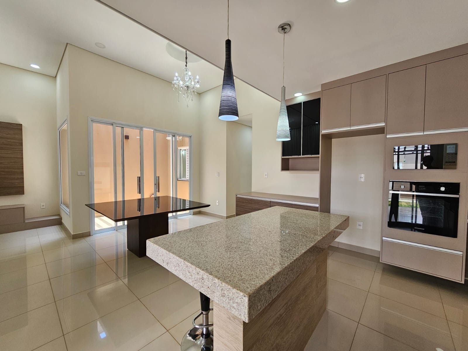 Casa à venda e aluguel com 3 quartos, 170m² - Foto 27