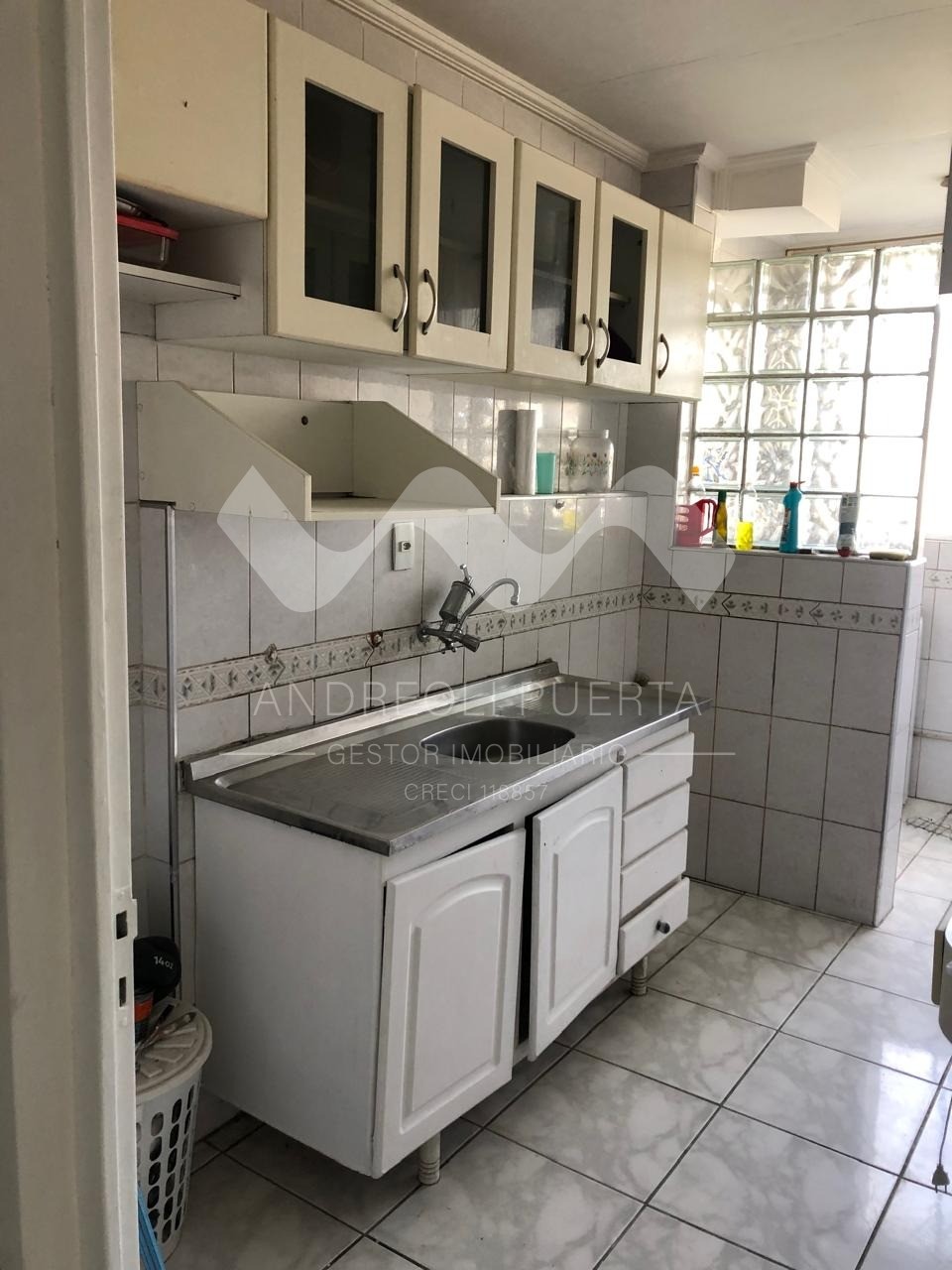 Apartamento à venda com 2 quartos, 56m² - Foto 2