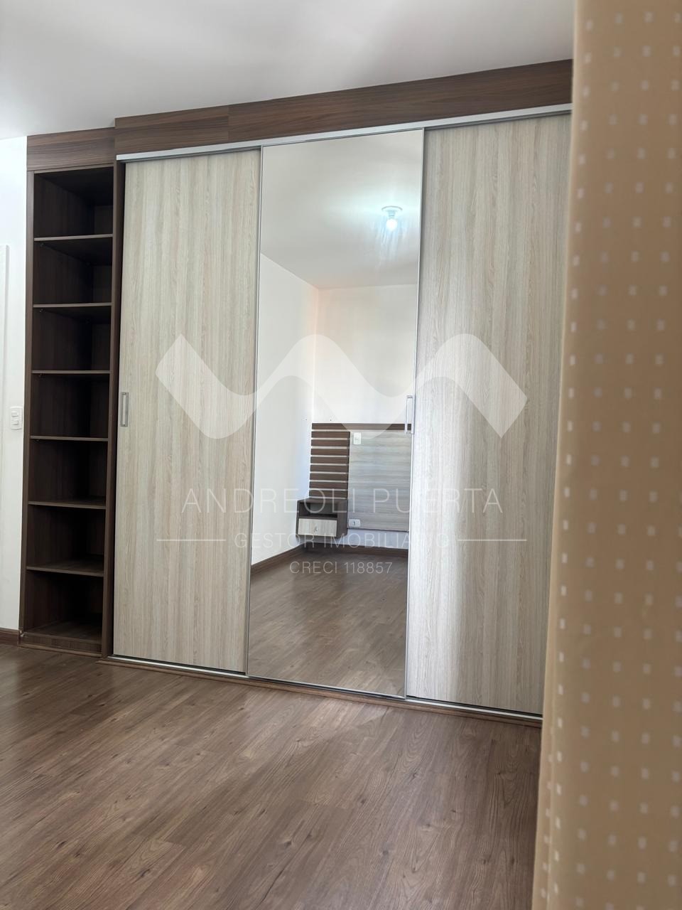 Apartamento à venda com 3 quartos, 77m² - Foto 4