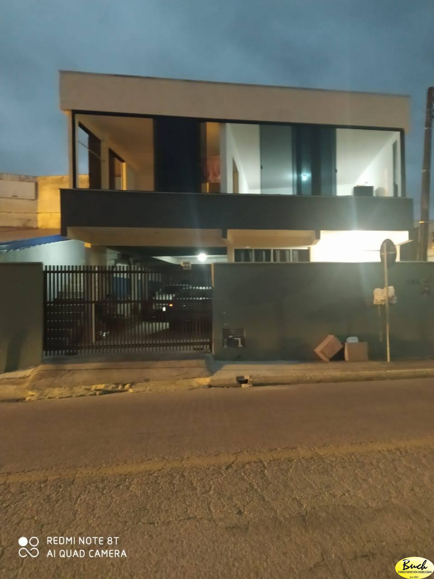 Casa, 3 quartos, 98 m² - Foto 1