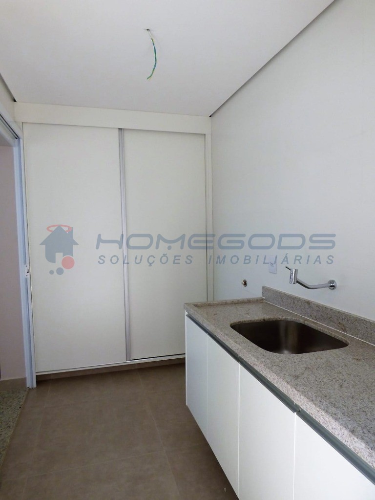 Sobrado à venda com 3 quartos, 265m² - Foto 2
