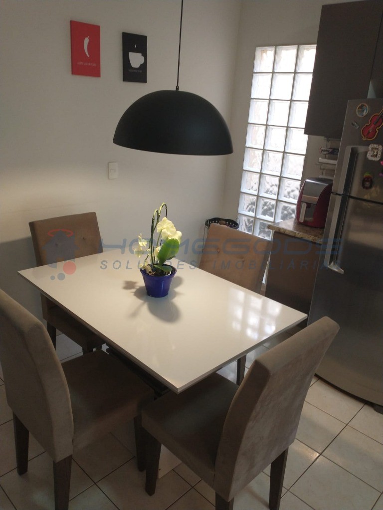 Casa à venda com 3 quartos, 187m² - Foto 3