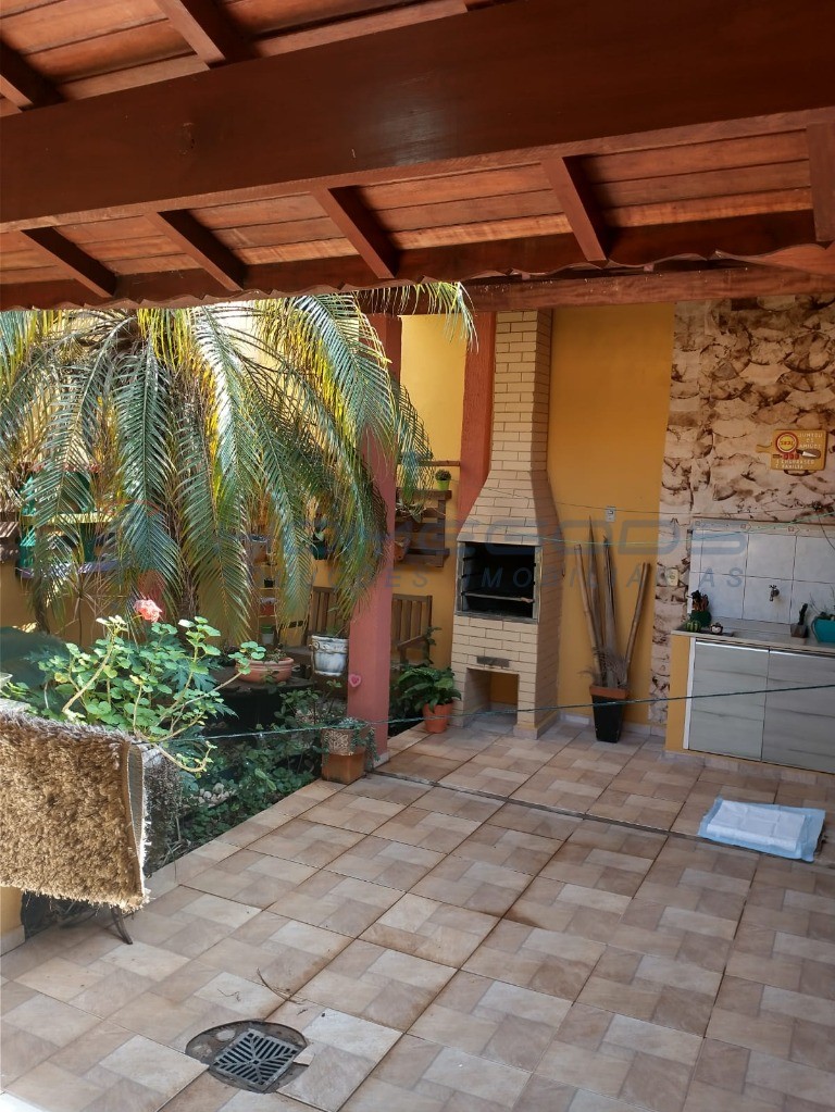 Casa à venda com 3 quartos, 187m² - Foto 20