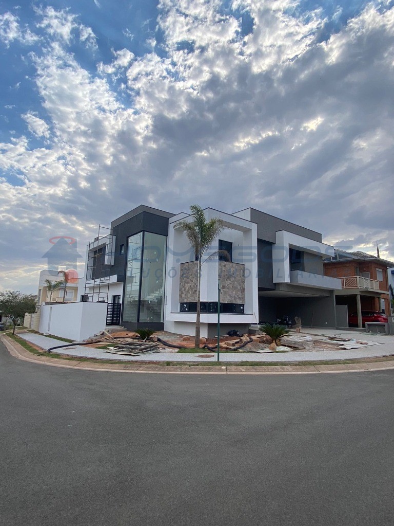 Sobrado à venda com 4 quartos, 413m² - Foto 2