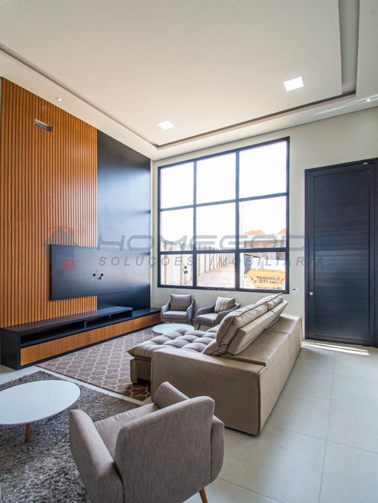 Sobrado à venda com 4 quartos, 467m² - Foto 2