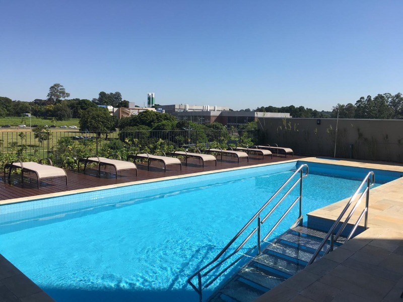 Apartamento para alugar com 3 quartos, 101m² - Foto 17