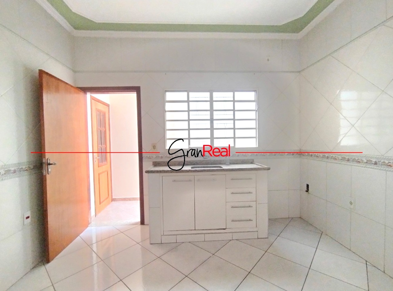 Casa para alugar com 3 quartos, 125m² - Foto 3