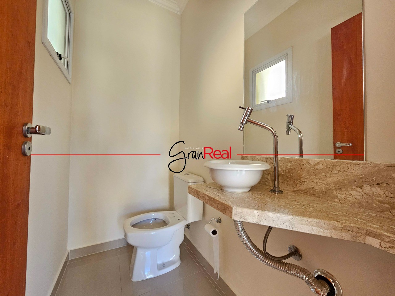 Casa para alugar com 3 quartos, 150m² - Foto 12