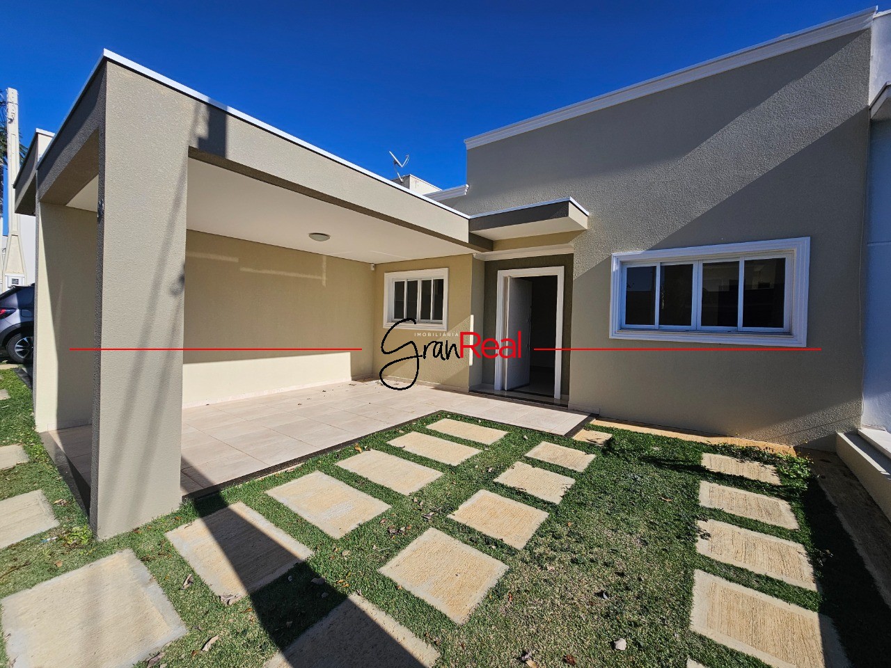 Casa para alugar com 3 quartos, 150m² - Foto 2