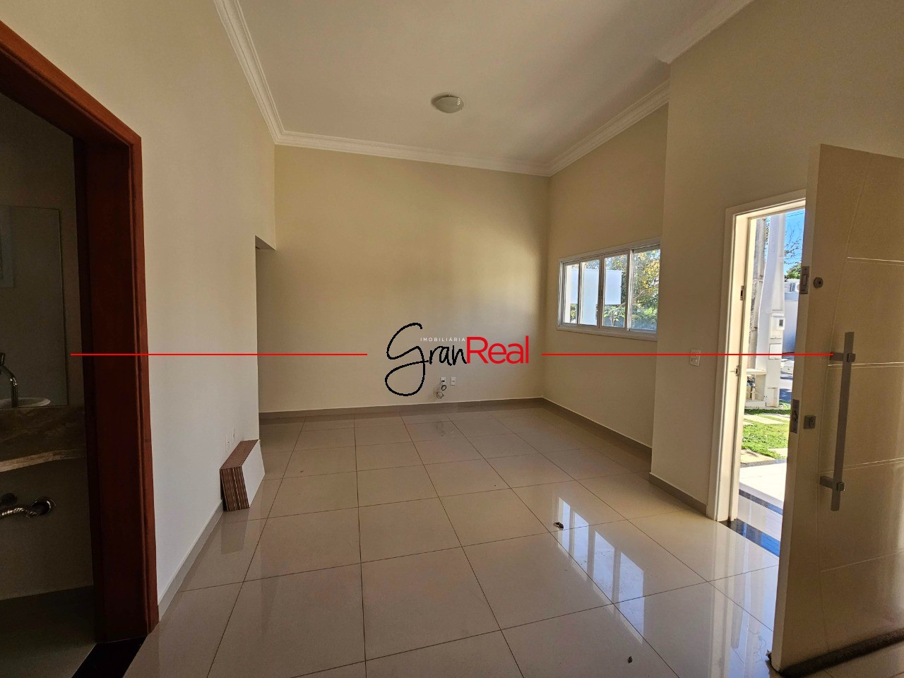 Casa para alugar com 3 quartos, 150m² - Foto 11