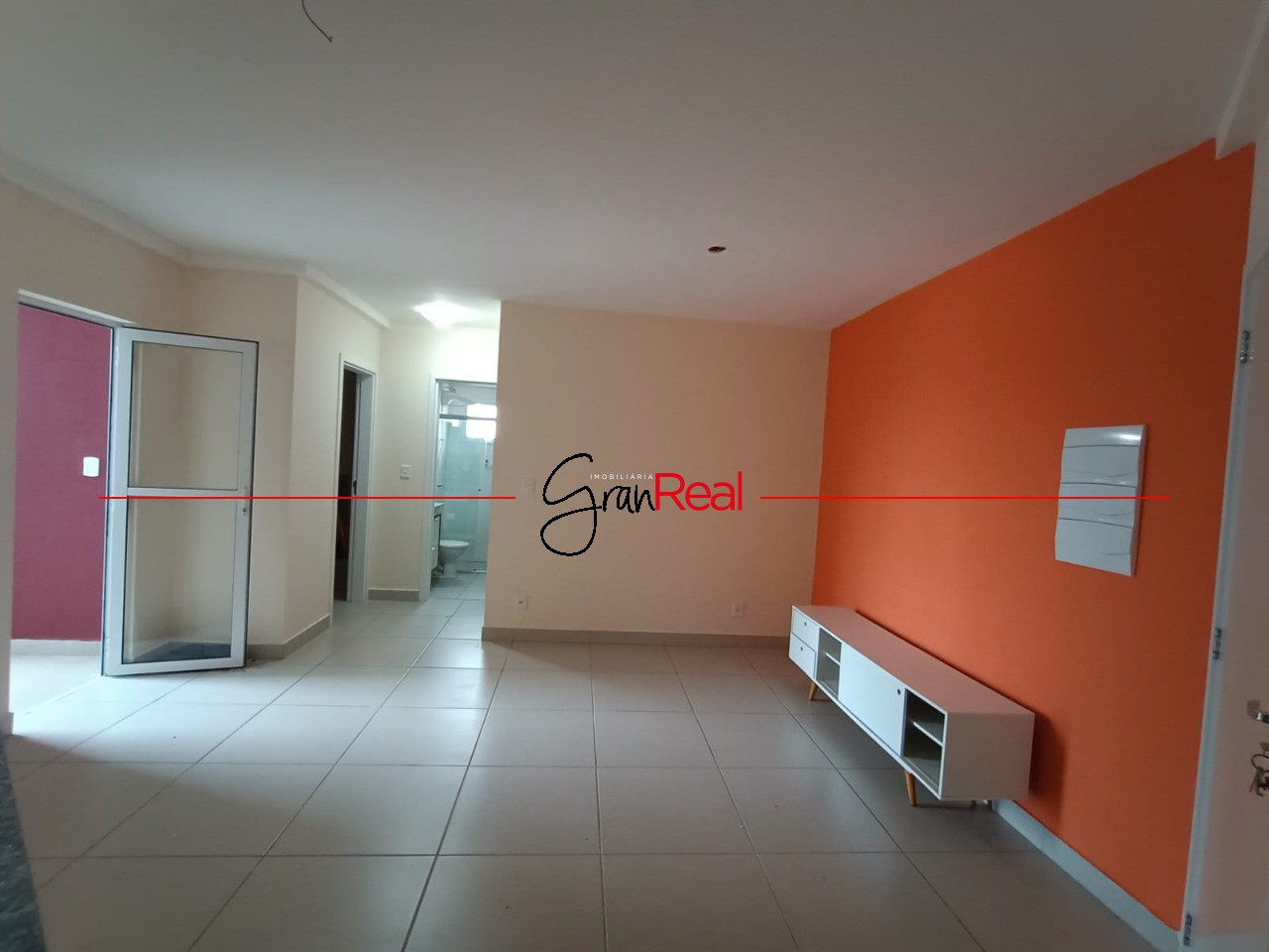 Apartamento para alugar com 2 quartos, 57m² - Foto 3