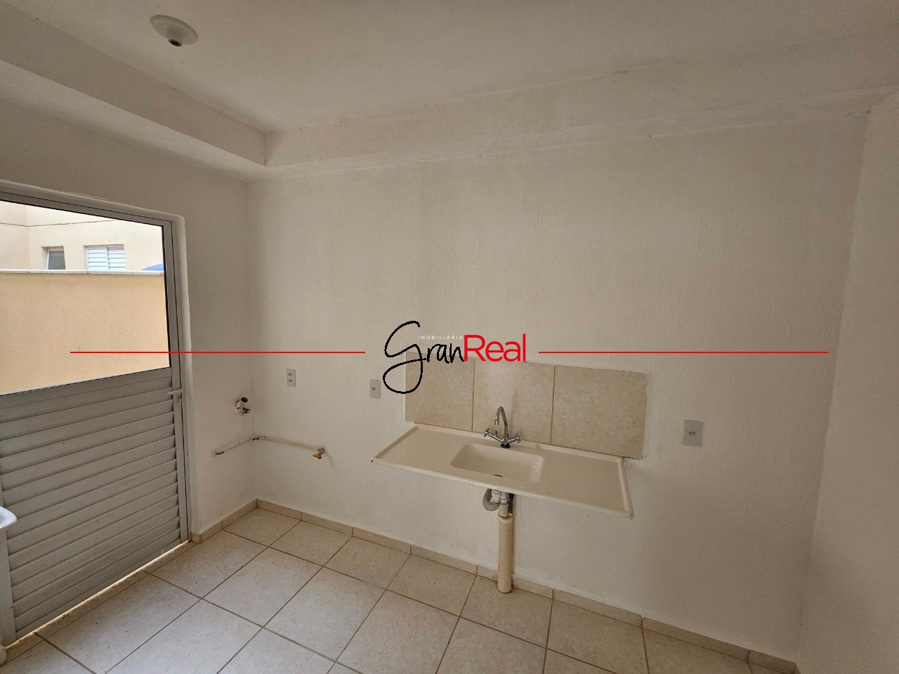 Apartamento para alugar com 2 quartos, 43m² - Foto 5