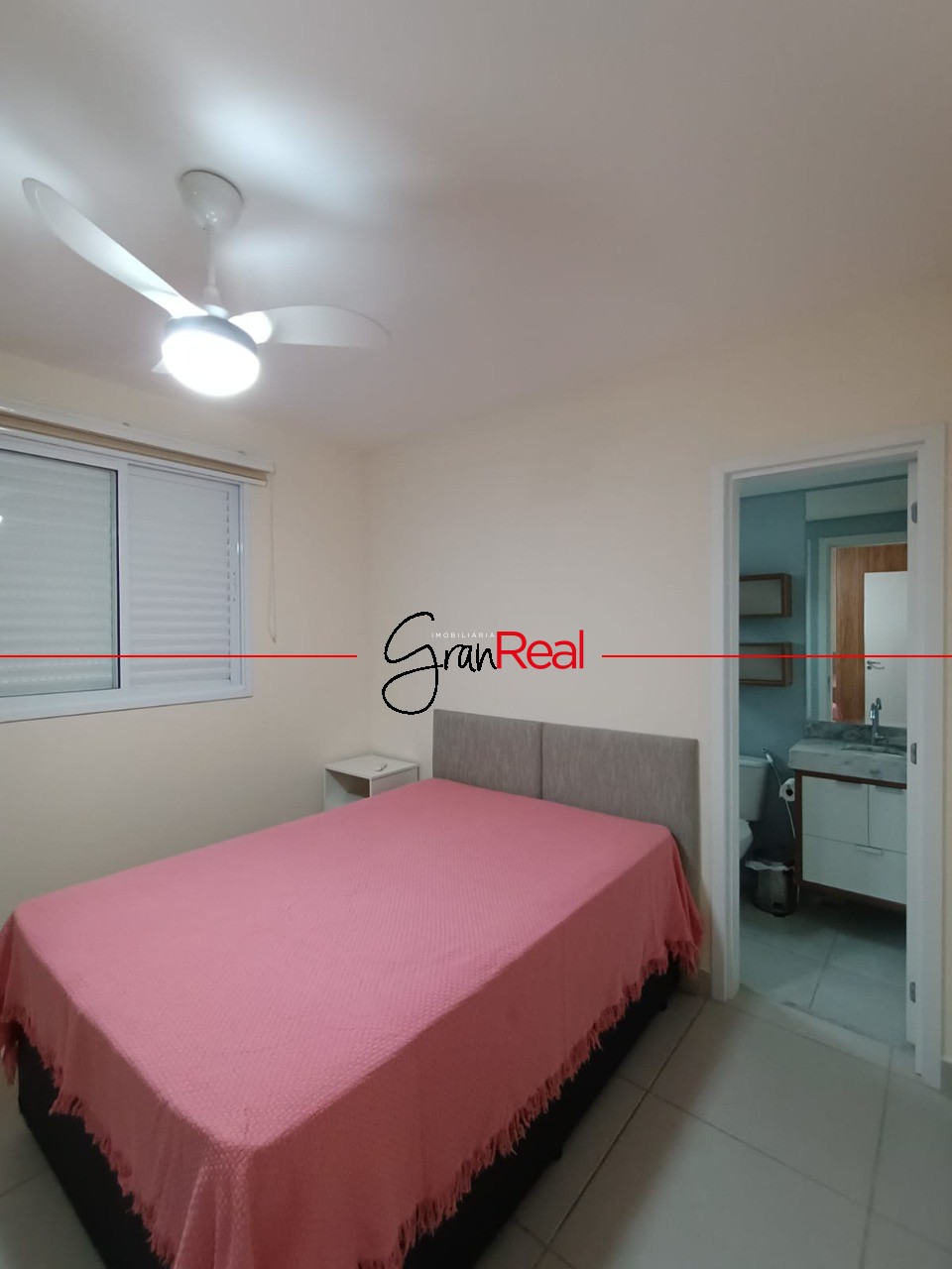 Apartamento para alugar com 2 quartos, 57m² - Foto 14