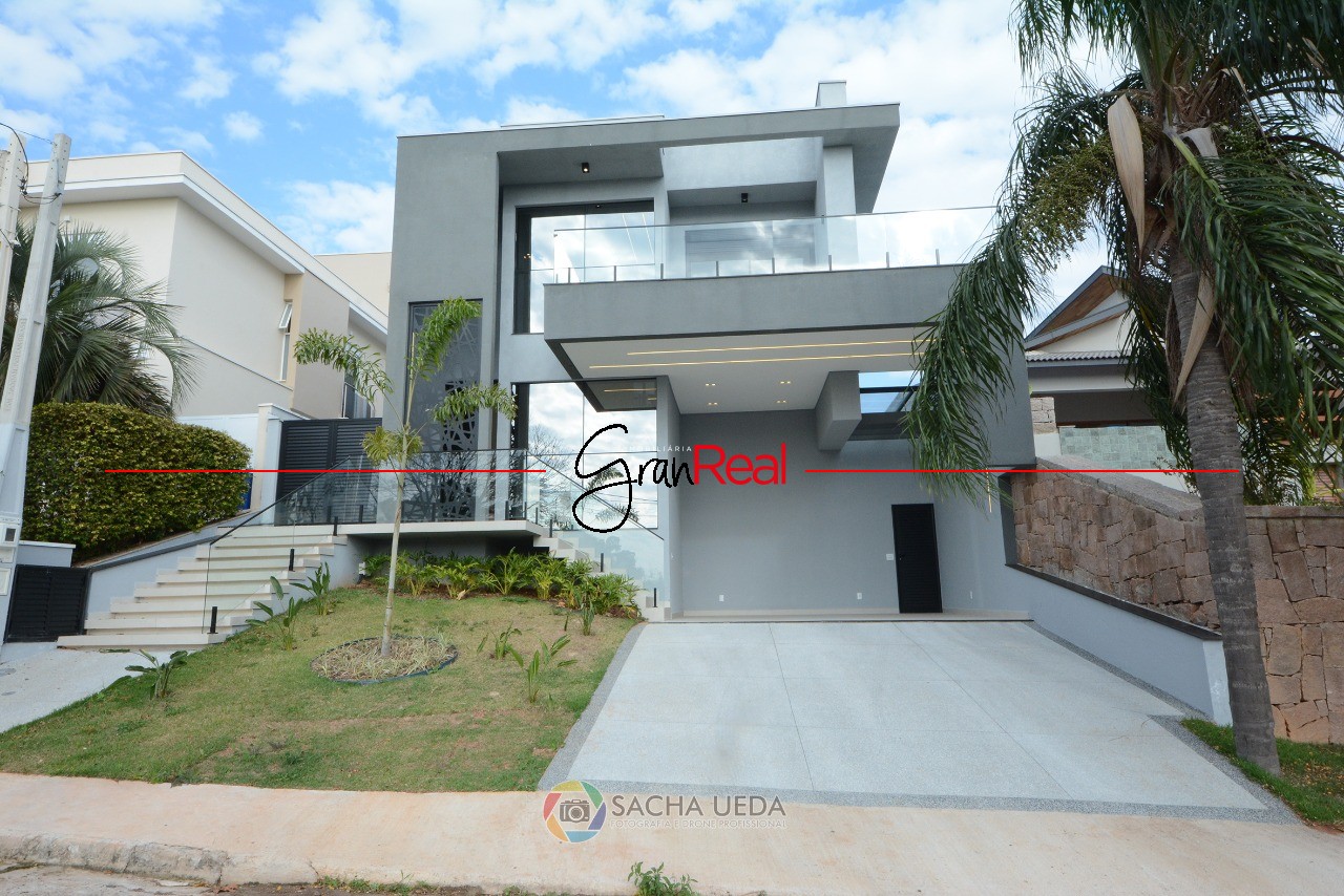 Casa de Condomínio à venda com 3 quartos, 271m² - Foto 2