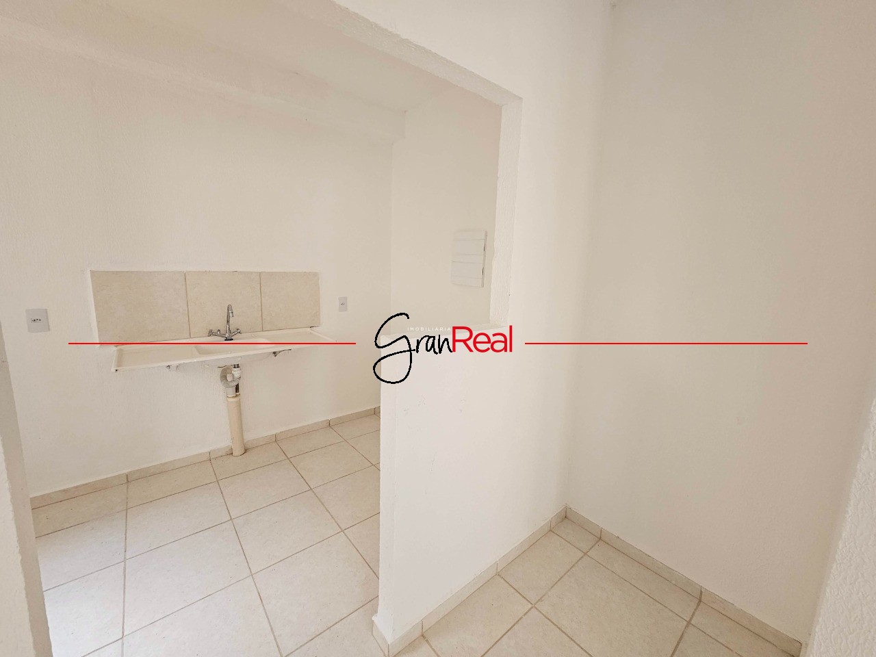Apartamento para alugar com 2 quartos, 43m² - Foto 4