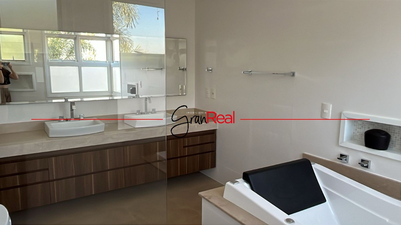 Casa de Condomínio à venda com 5 quartos, 358m² - Foto 23