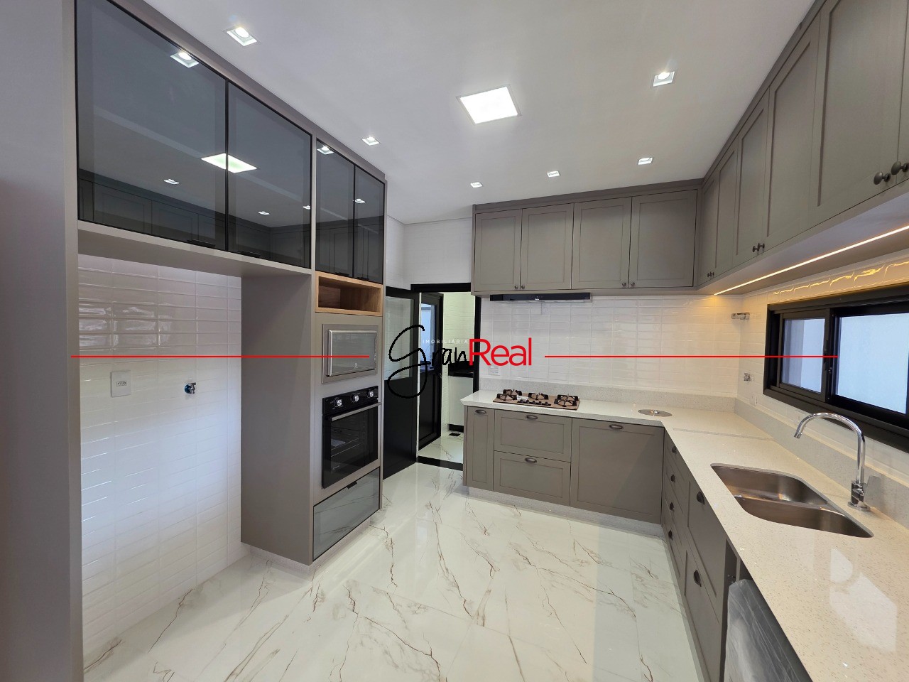 Casa, 4 quartos, 245 m² - Foto 20