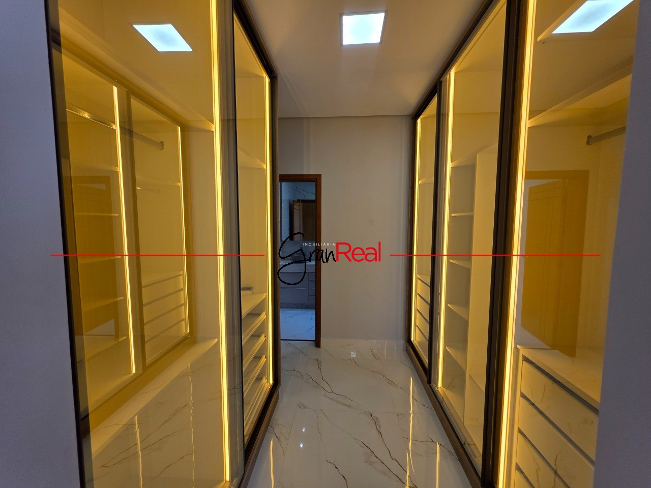 Casa, 4 quartos, 245 m² - Foto 49