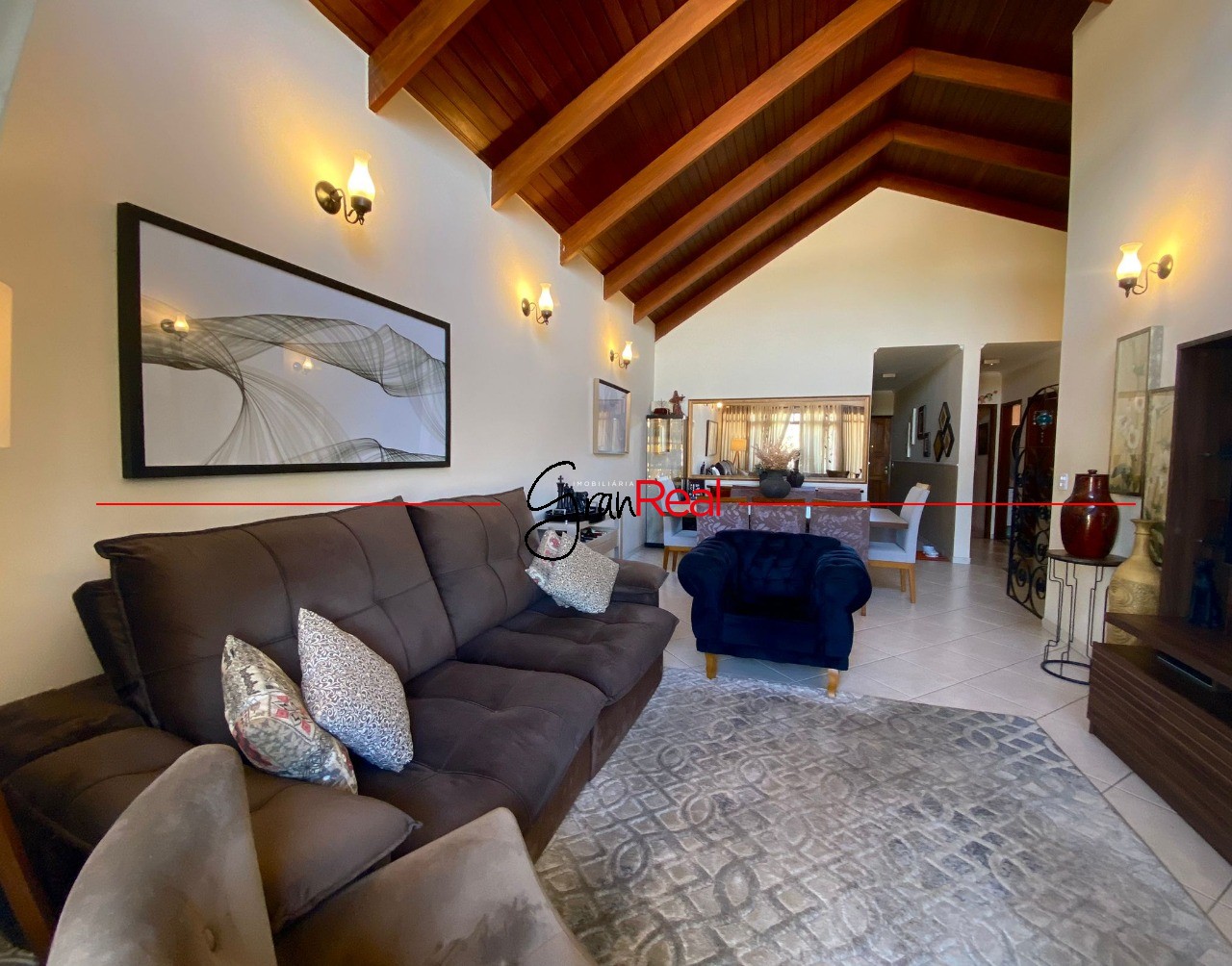 Casa, 3 quartos, 181 m² - Foto 1