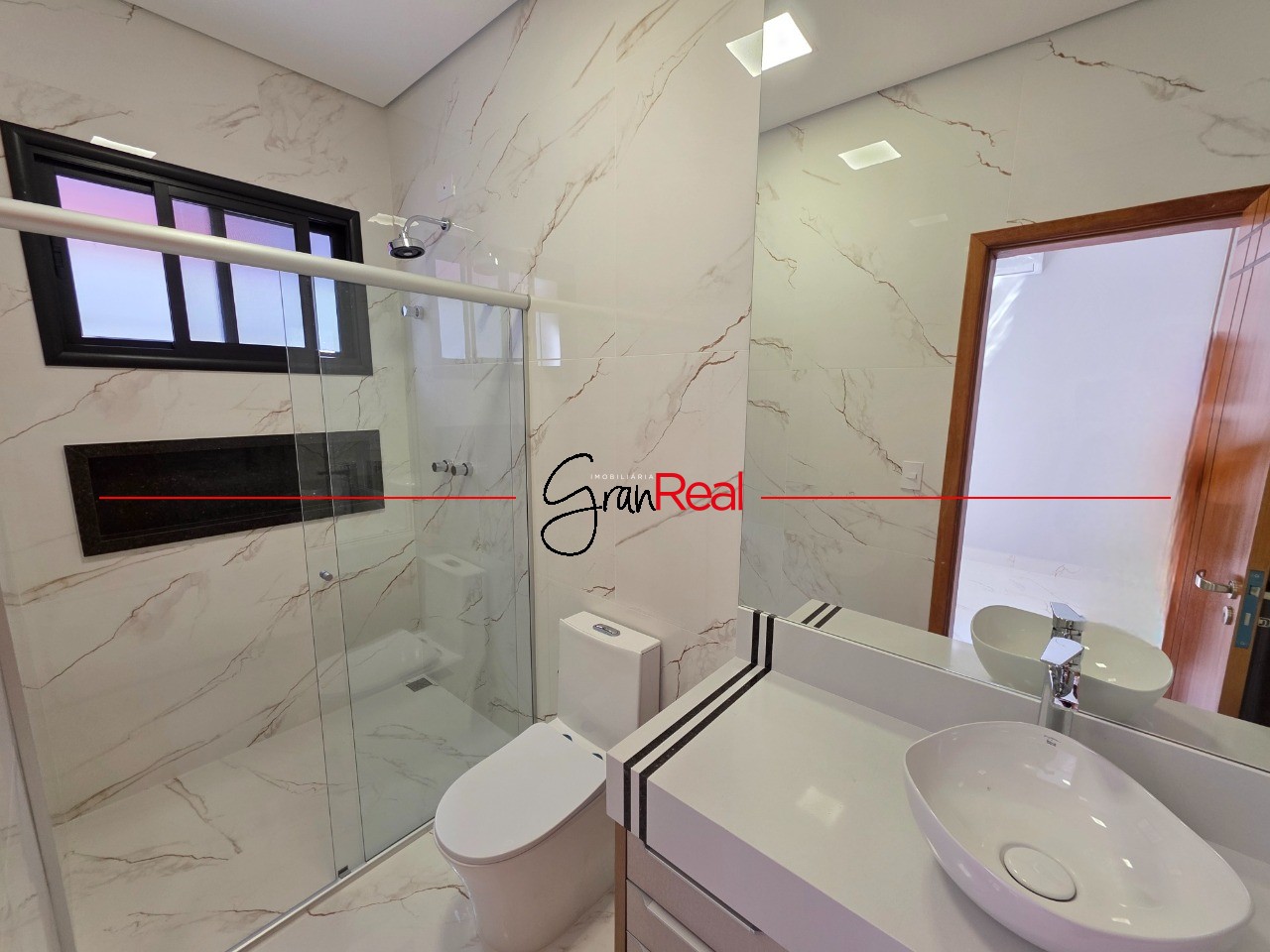 Casa, 4 quartos, 245 m² - Foto 41