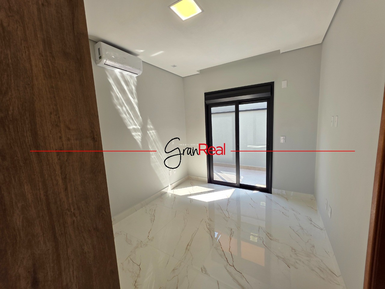 Casa, 4 quartos, 245 m² - Foto 38
