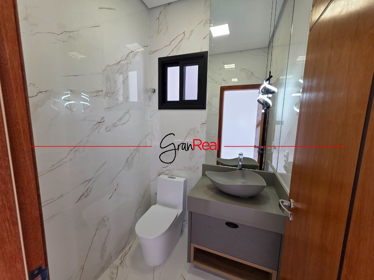 Casa, 4 quartos, 245 m² - Foto 8