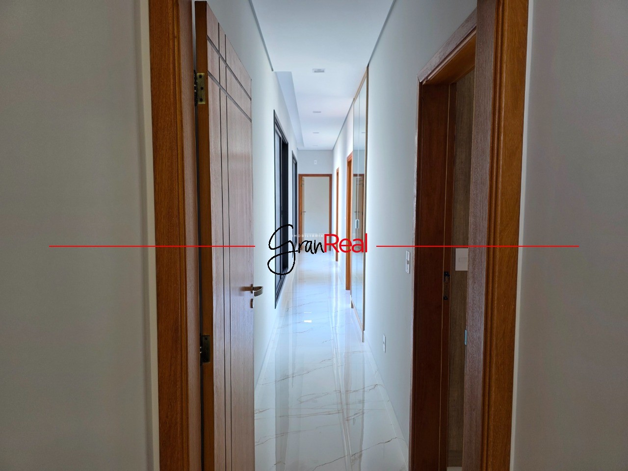 Casa, 4 quartos, 245 m² - Foto 32