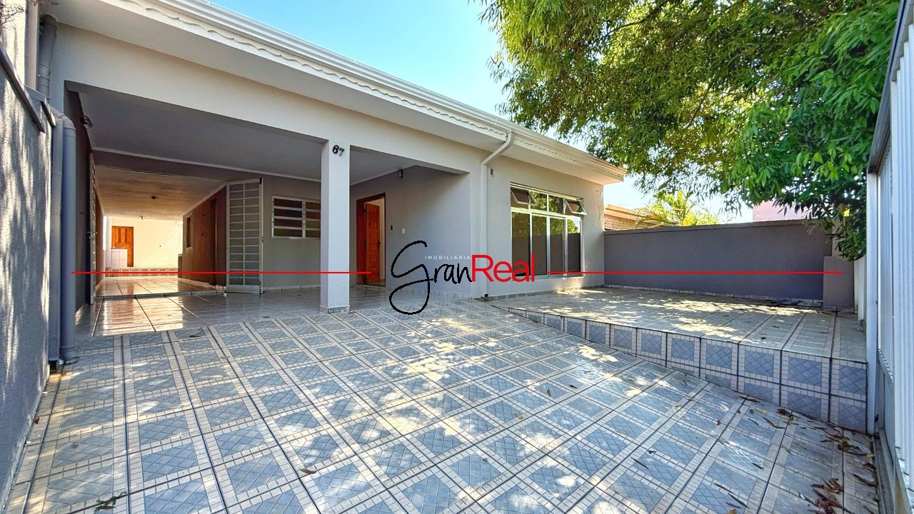 Casa à venda com 3 quartos, 179m² - Foto 4