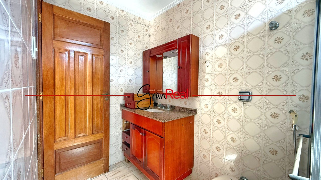 Casa à venda com 3 quartos, 179m² - Foto 15