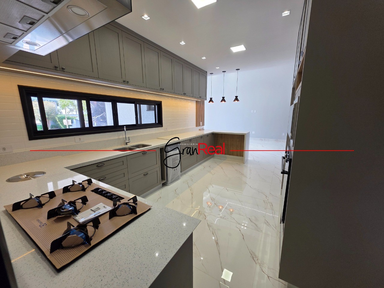 Casa, 4 quartos, 245 m² - Foto 24
