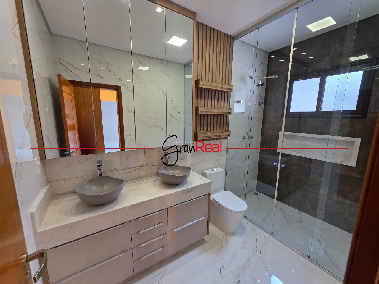 Casa, 4 quartos, 245 m² - Foto 52