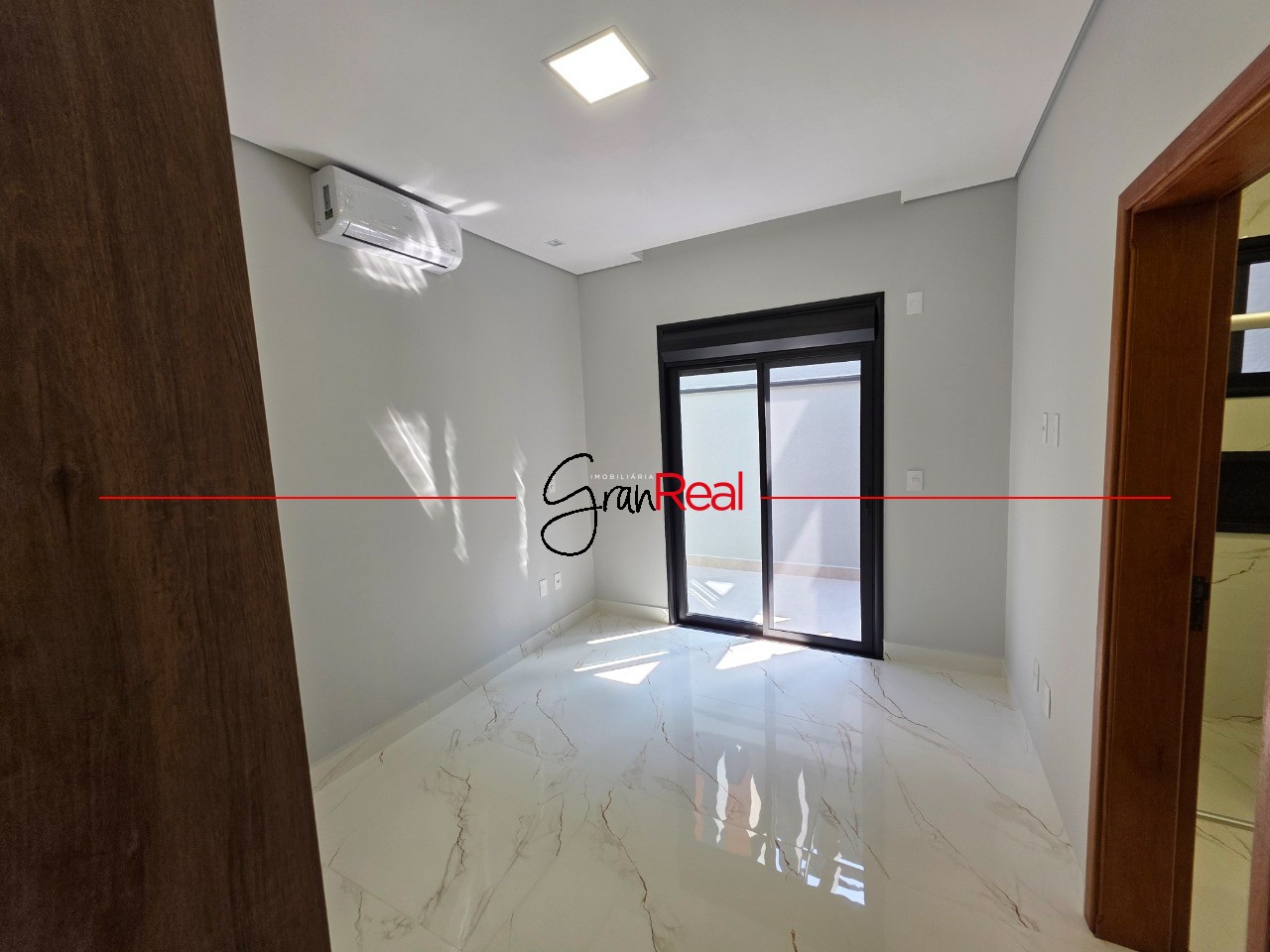 Casa, 4 quartos, 245 m² - Foto 33
