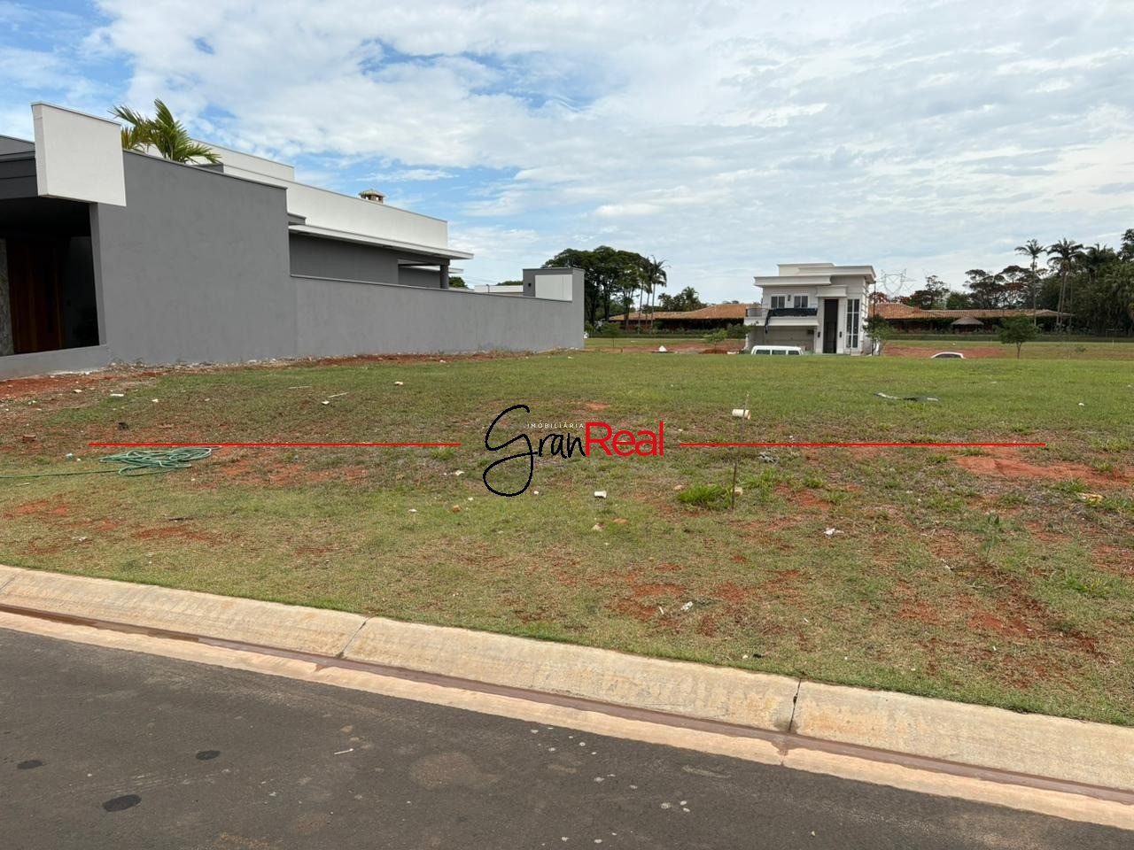 Terreno, 360 m² - Foto 1