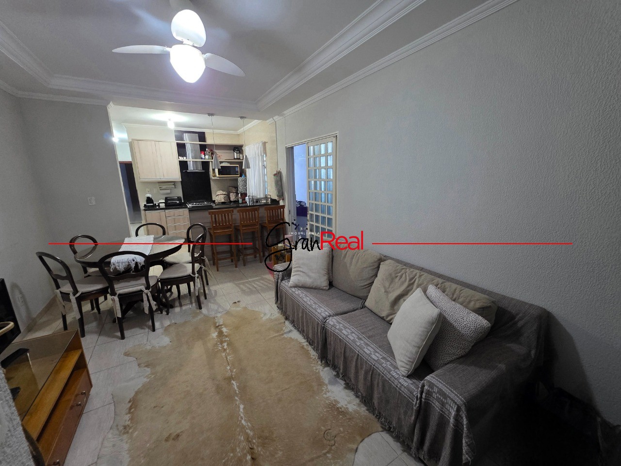 Casa, 2 quartos, 85 m² - Foto 1