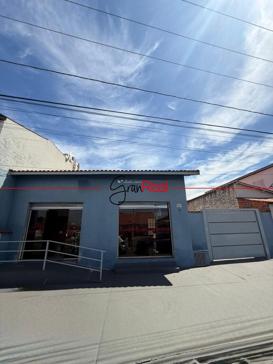 Loja-Salão, 132 m² - Foto 1