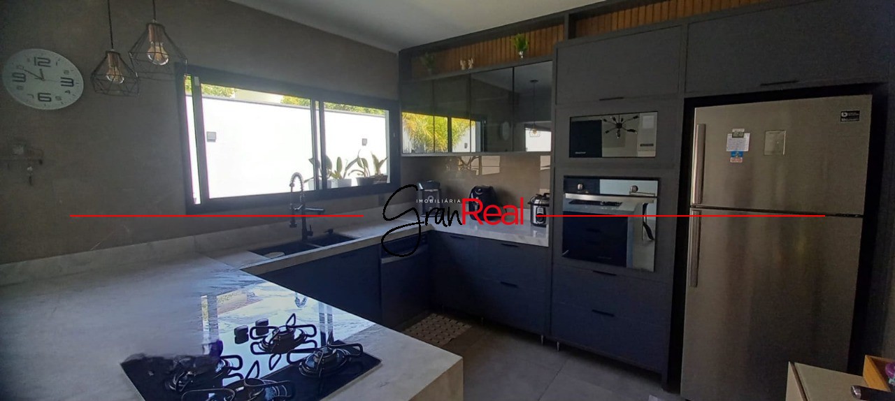 Casa, 3 quartos, 189 m² - Foto 6
