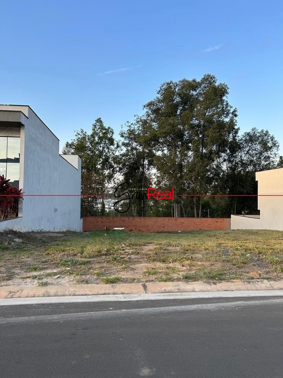 Terreno, 300 m² - Foto 1