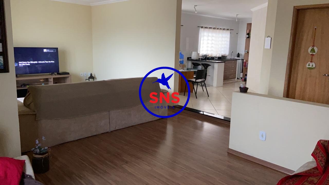 Casa, 3 quartos, 219 m² - Foto 4