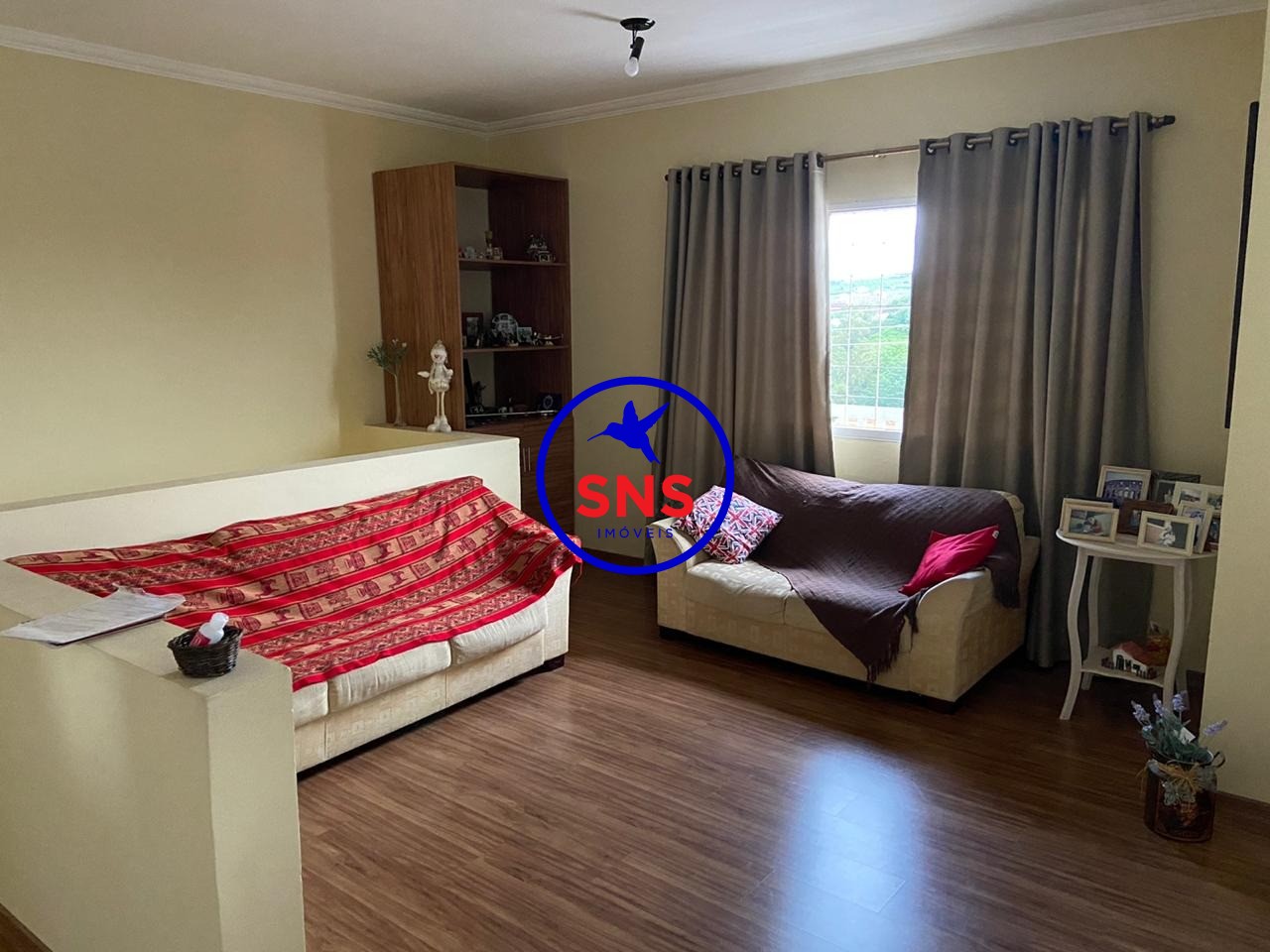 Casa, 3 quartos, 219 m² - Foto 2