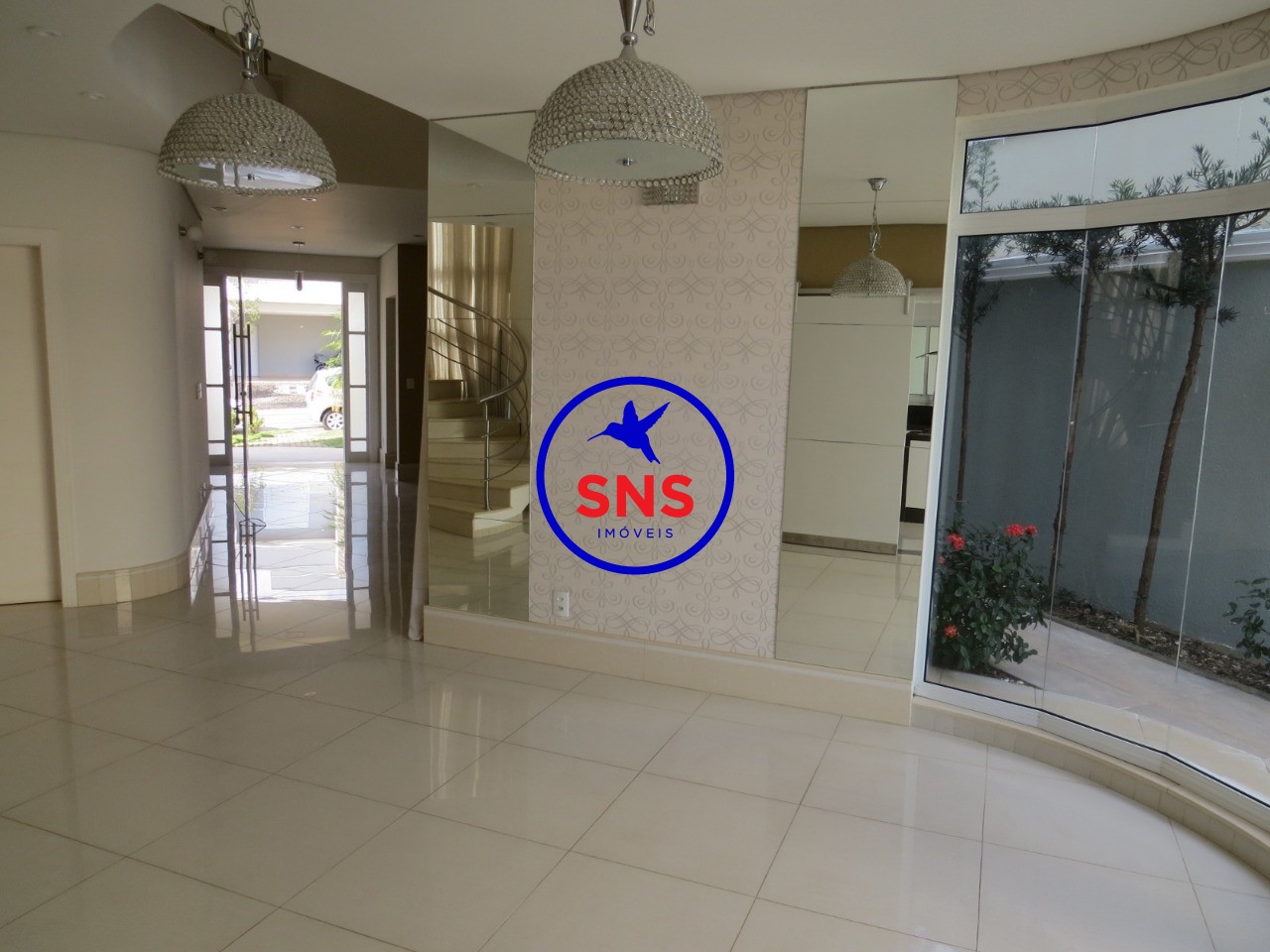 Casa de Condomínio à venda e aluguel com 4 quartos, 360m² - Foto 2