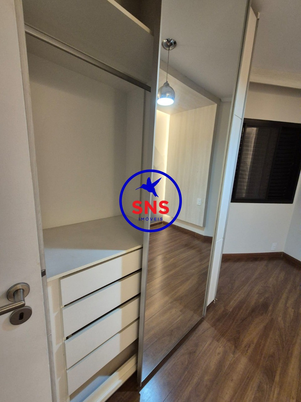 Apartamento à venda com 3 quartos, 121m² - Foto 17