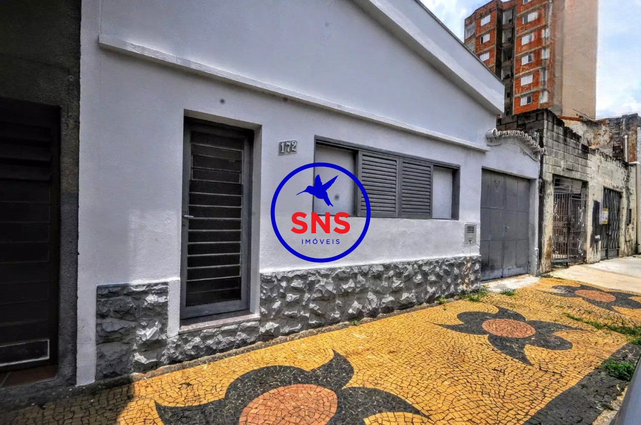 Casa para alugar com 3 quartos, 72m² - Foto 1