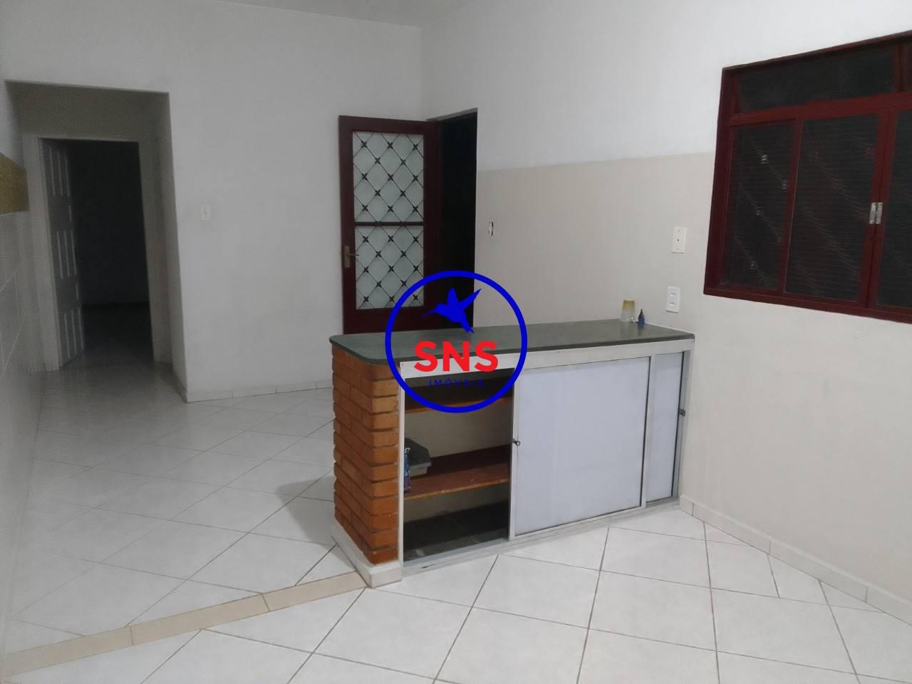 Casa para alugar com 1 quarto, 55m² - Foto 1