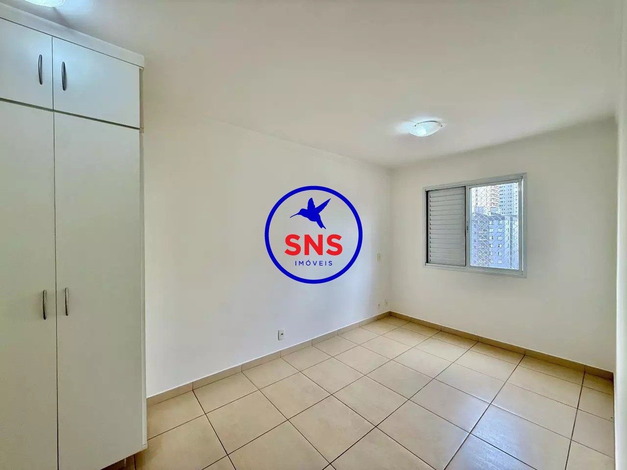 Apartamento para alugar com 3 quartos, 93m² - Foto 12