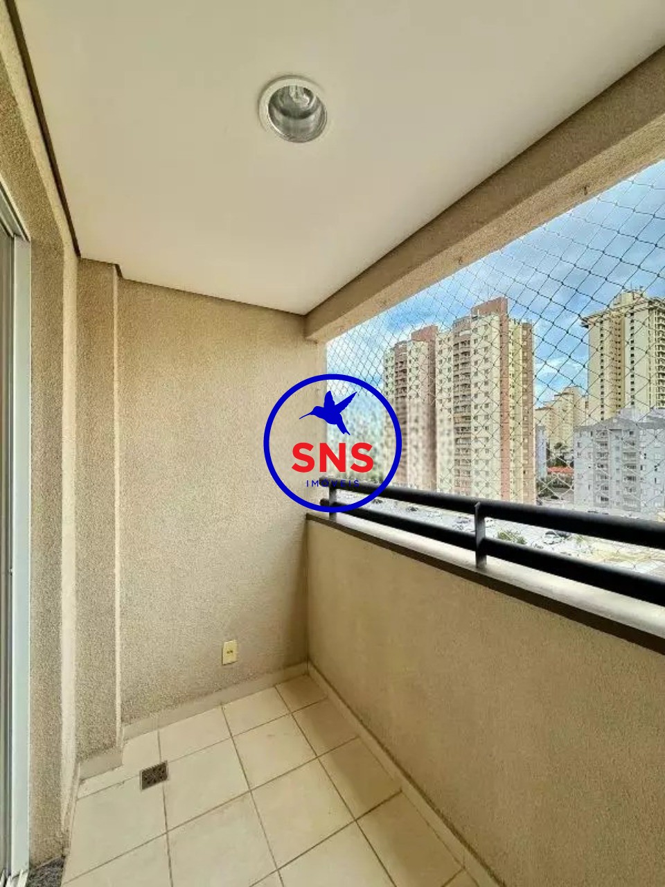 Apartamento para alugar com 3 quartos, 93m² - Foto 3