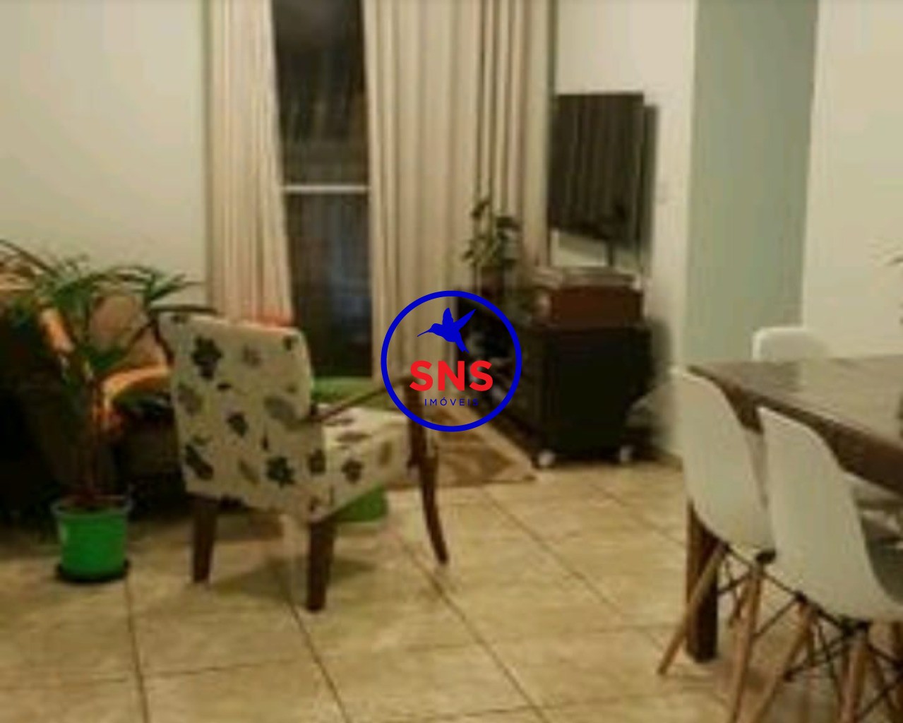 Apartamento à venda com 3 quartos, 75m² - Foto 1