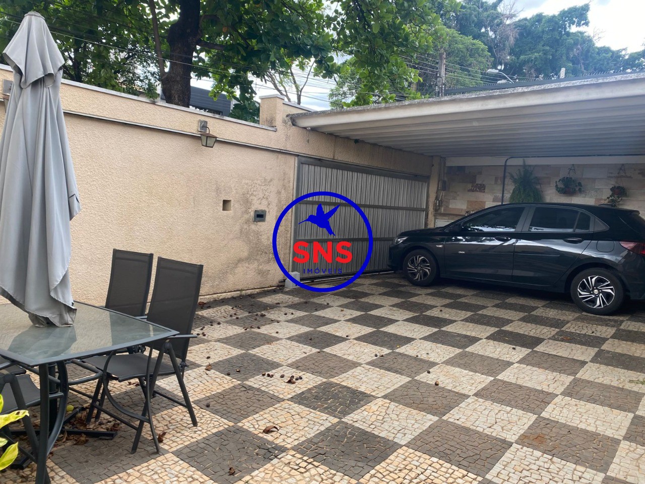 Casa para alugar com 3 quartos, 225m² - Foto 37